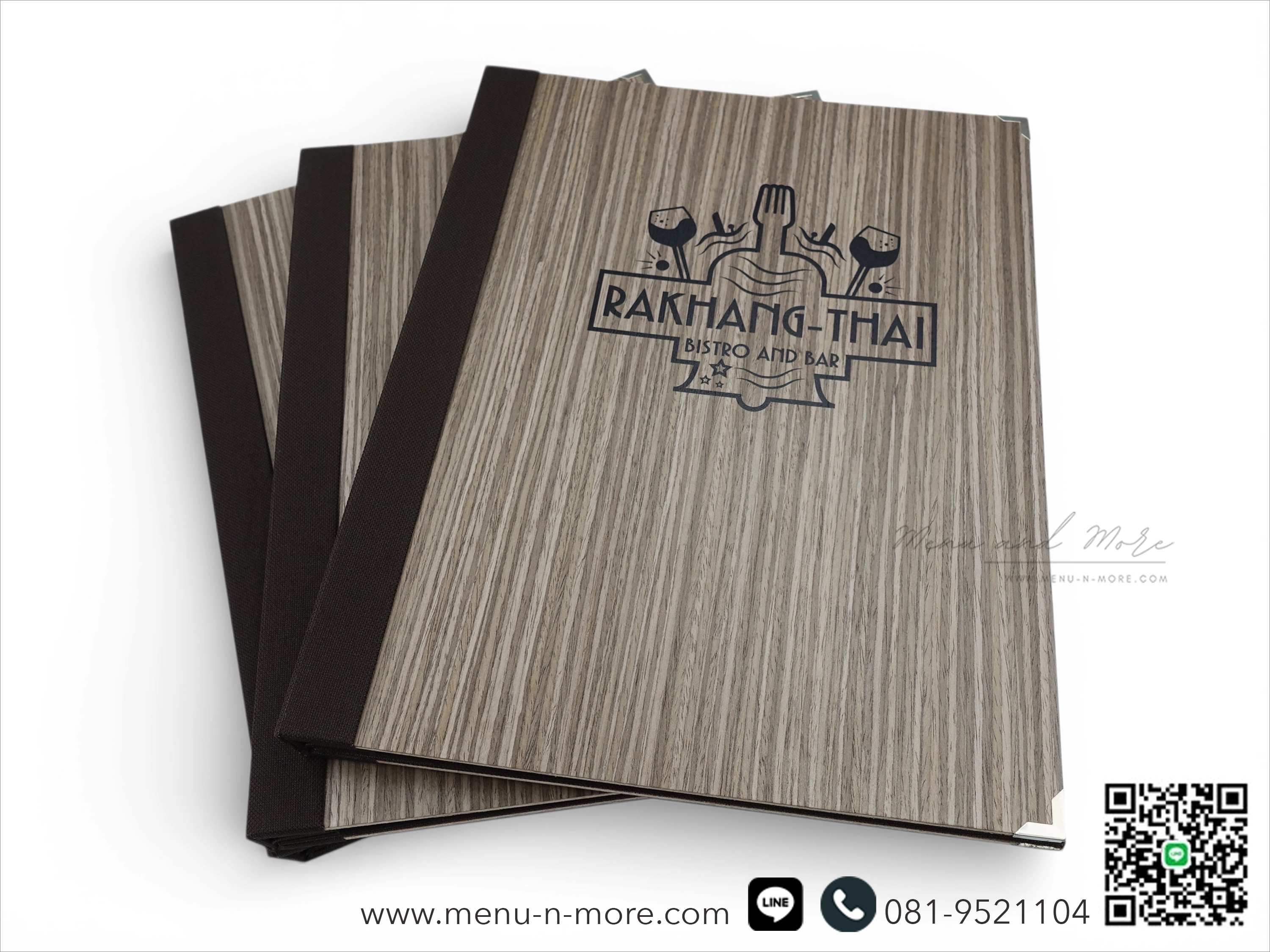 แฟ้มเมนูอาหารทำจากไม้