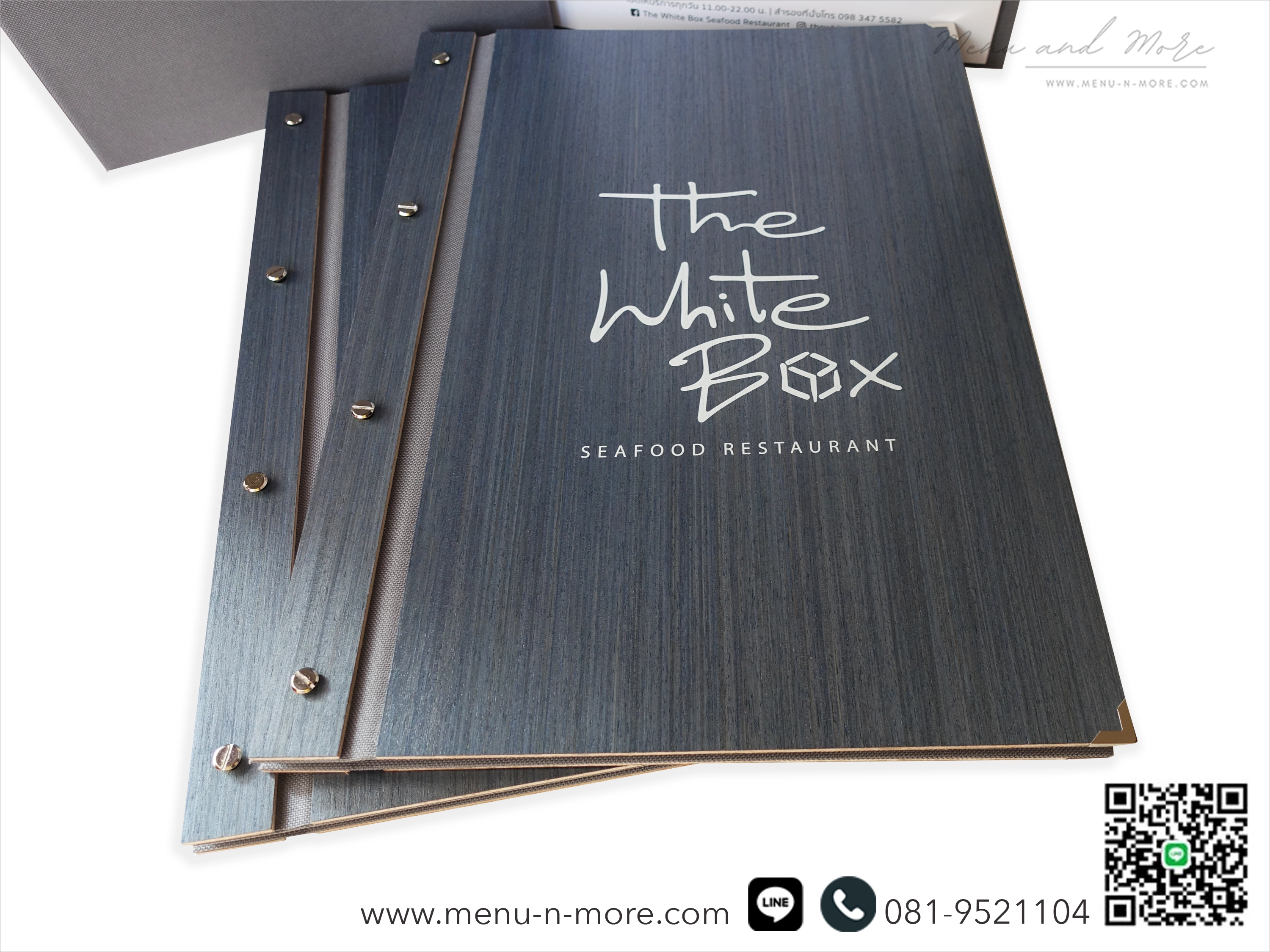 แฟ้มเมนูอาหารทำจากไม้