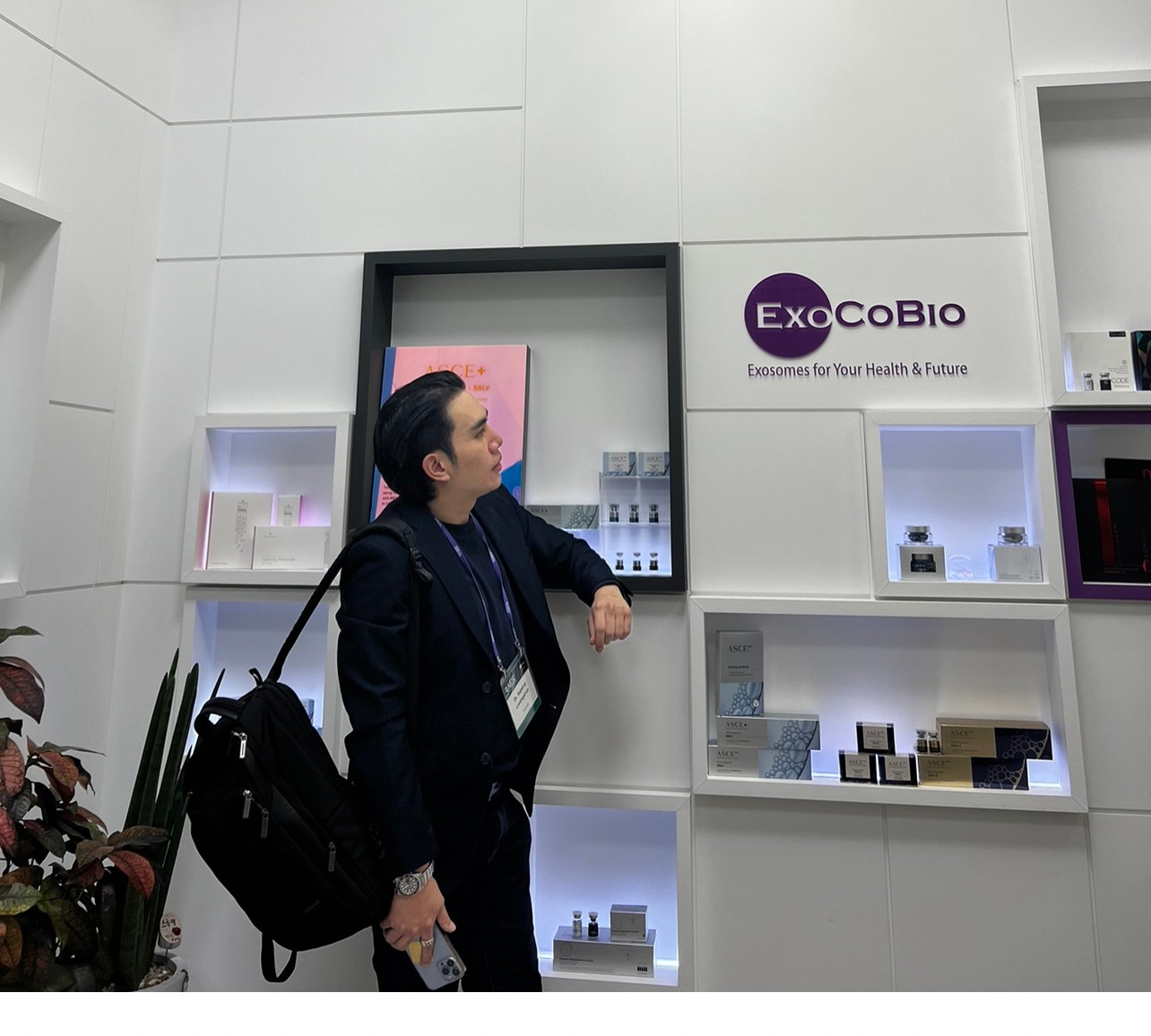 ผู้ช่วยศาสตราจารย์ นายแพทย์ ศุภะรุจ เลื่องอรุณ (หมอรุจ) ได้รับเกียรติร่วมบรรยาย Clinical Aplication of Exosomes และได้รับรางวัล CLINICAL CASE Award ผู้ช่วยศาสตราจารย์ นายแพทย์ ศุภะรุจ เลื่องอรุณ (หมอรุจ) ได้รับเกียรติร่วมบรรยาย Clinical Aplication of Exosomes และได้รับรางวัล CLINICAL CASE Award