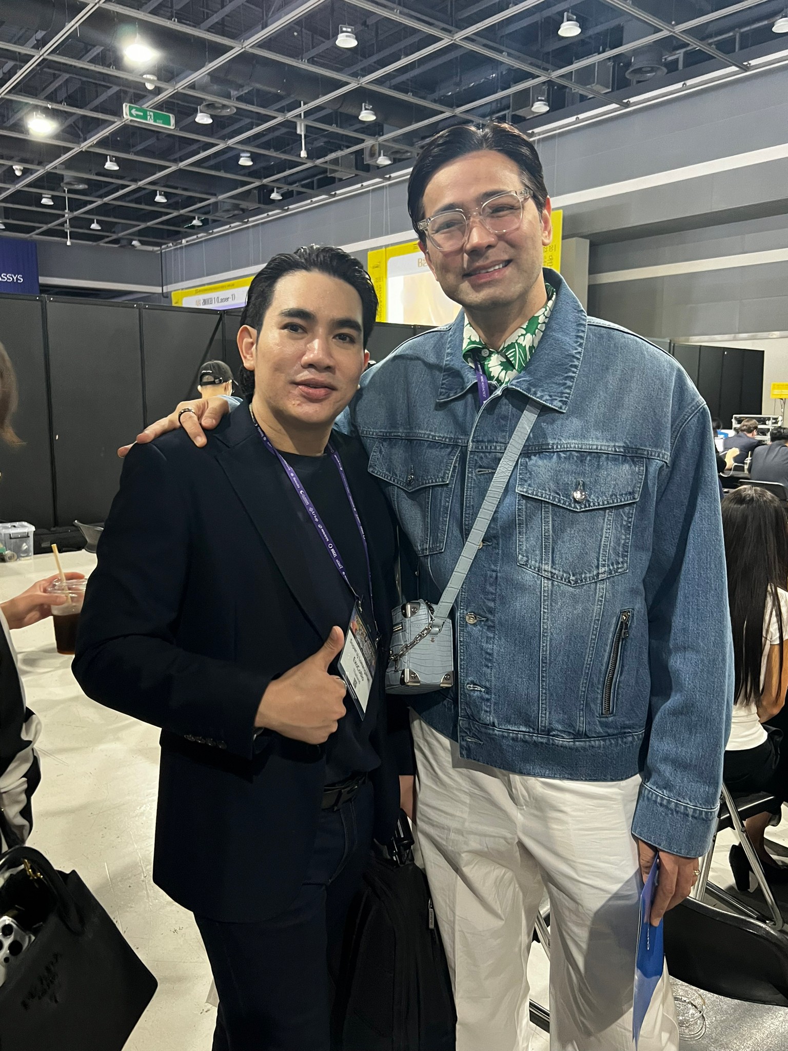 ผู้ช่วยศาสตราจารย์ นายแพทย์ ศุภะรุจ เลื่องอรุณ (หมอรุจ) ได้รับเกียรติร่วมบรรยาย Clinical Aplication of Exosomes และได้รับรางวัล CLINICAL CASE Award ผู้ช่วยศาสตราจารย์ นายแพทย์ ศุภะรุจ เลื่องอรุณ (หมอรุจ) ได้รับเกียรติร่วมบรรยาย Clinical Aplication of Exosomes และได้รับรางวัล CLINICAL CASE Award