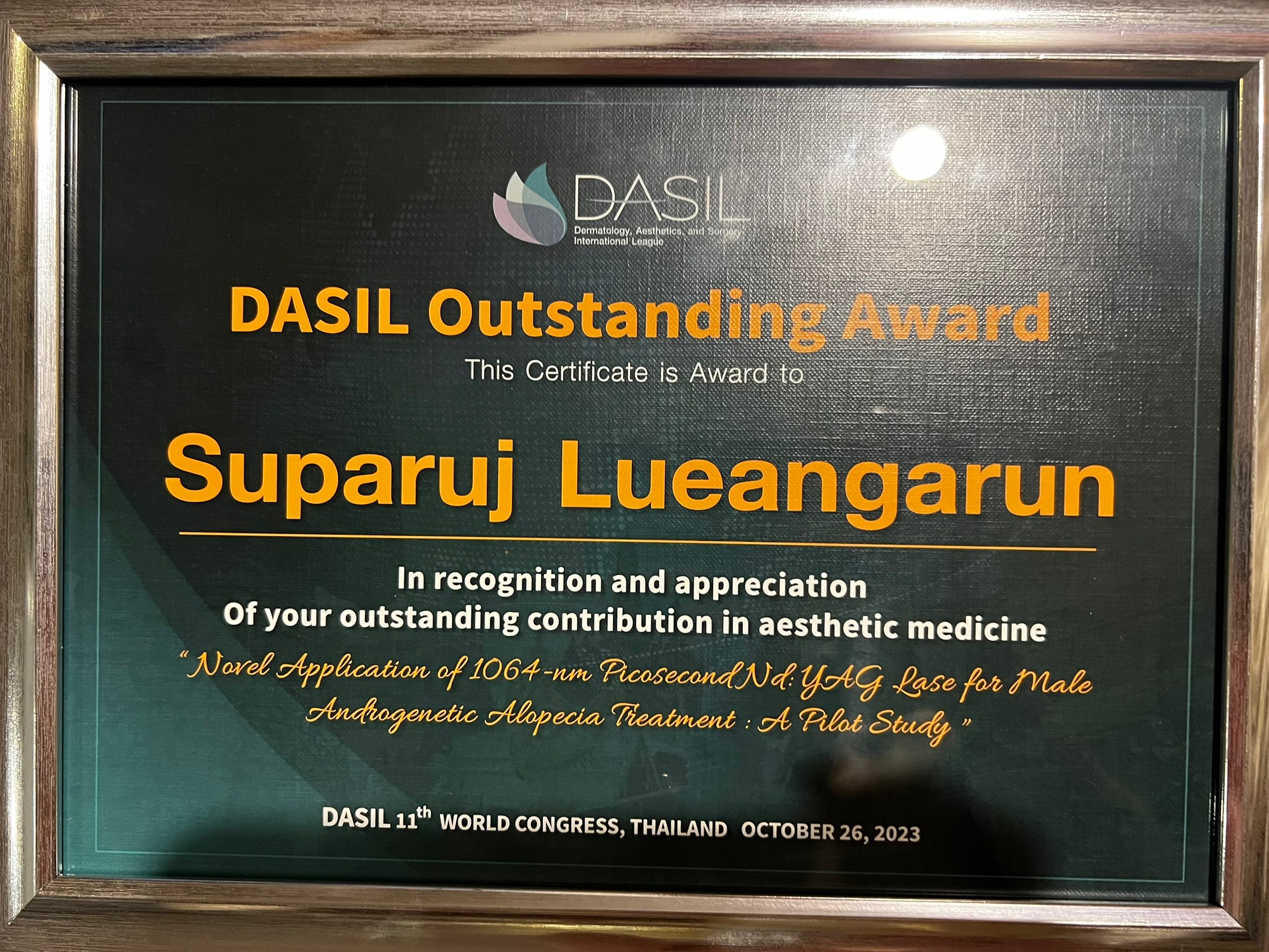 ผศ.นพ. ศุภะรุจ เลื่องอรุณ (หมอรุจ) ได้รับรางวัล DASIL Outstanding Award และ ได้รับเกียรติรับเชิญเป็นวิทยากร ในการประชุมแพทย์ผิวหนังระดับนานาชาติ DASIL 2023 Bangkok (Dermatology, Aesthetics, and Surgery International League) ผศ.นพ. ศุภะรุจ เลื่องอรุณ (หมอรุจ) ได้รับรางวัล DASIL Outstanding Award และ ได้รับเกียรติรับเชิญเป็นวิทยากร ในการประชุมแพทย์ผิวหนังระดับนานาชาติ DASIL 2023 Bangkok (Dermatology, Aesthetics, and Surgery International League)