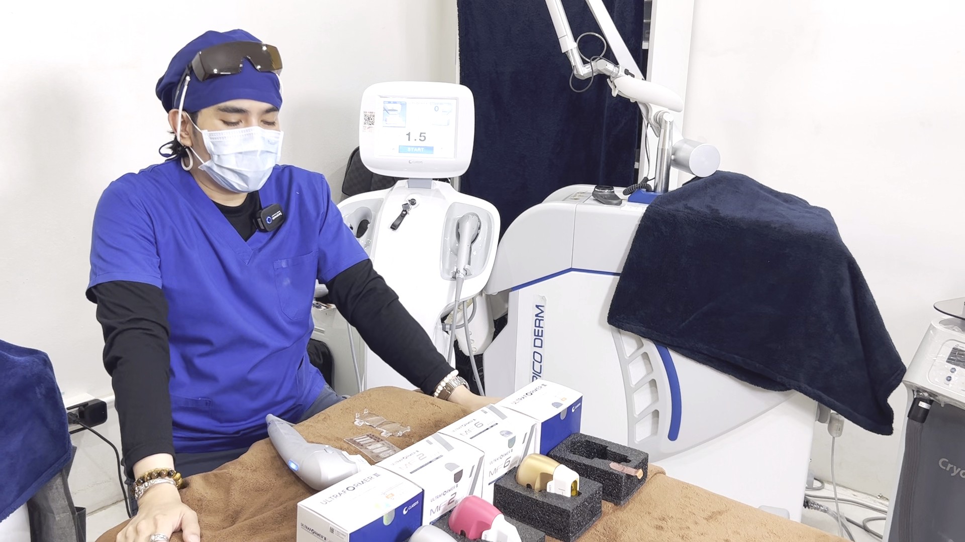 แนะนำเทคนิคยกกระชับใบหน้า: ยกกระชับใบหน้าด้วย Ultraformer III มีหัวยิงพลังกี่ชนิด & ช่วยเรื่องอะไร ? แนะนำเทคนิคยกกระชับใบหน้า: ยกกระชับใบหน้าด้วย Ultraformer III มีหัวยิงพลังกี่ชนิด & ช่วยเรื่องอะไร ?