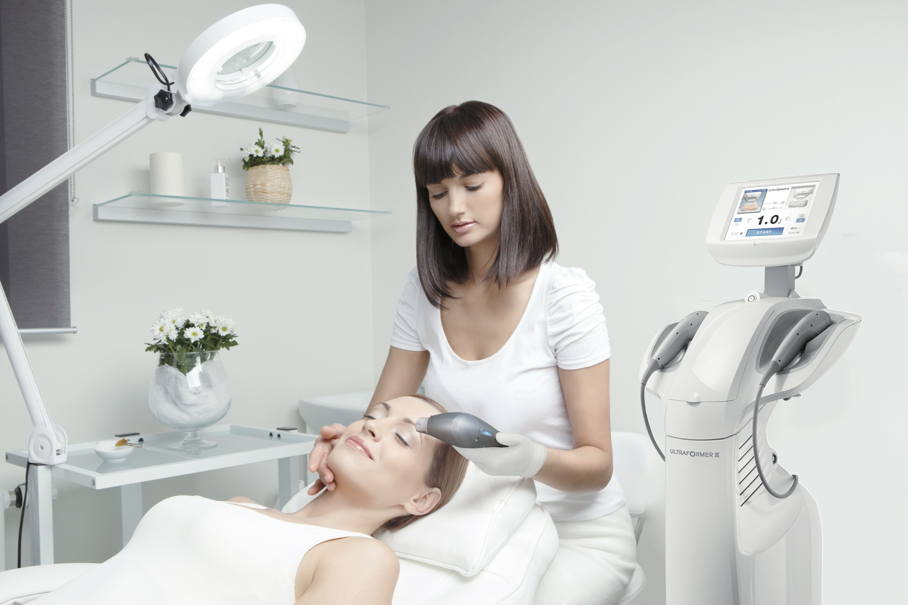 แนะนำเทคนิคดูแล ยกกระชับผิว: Ultraformer III นวัตกรรมคลื่นเสียงยกกระชับ ลดริ้วรอย กระชับผิว ดูแลหลุมสิวโดยไม่ต้องผ่าตัด แนะนำเทคนิคดูแล ยกกระชับผิว: Ultraformer III นวัตกรรมคลื่นเสียงยกกระชับ ลดริ้วรอย กระชับผิว ดูแลหลุมสิวโดยไม่ต้องผ่าตัด