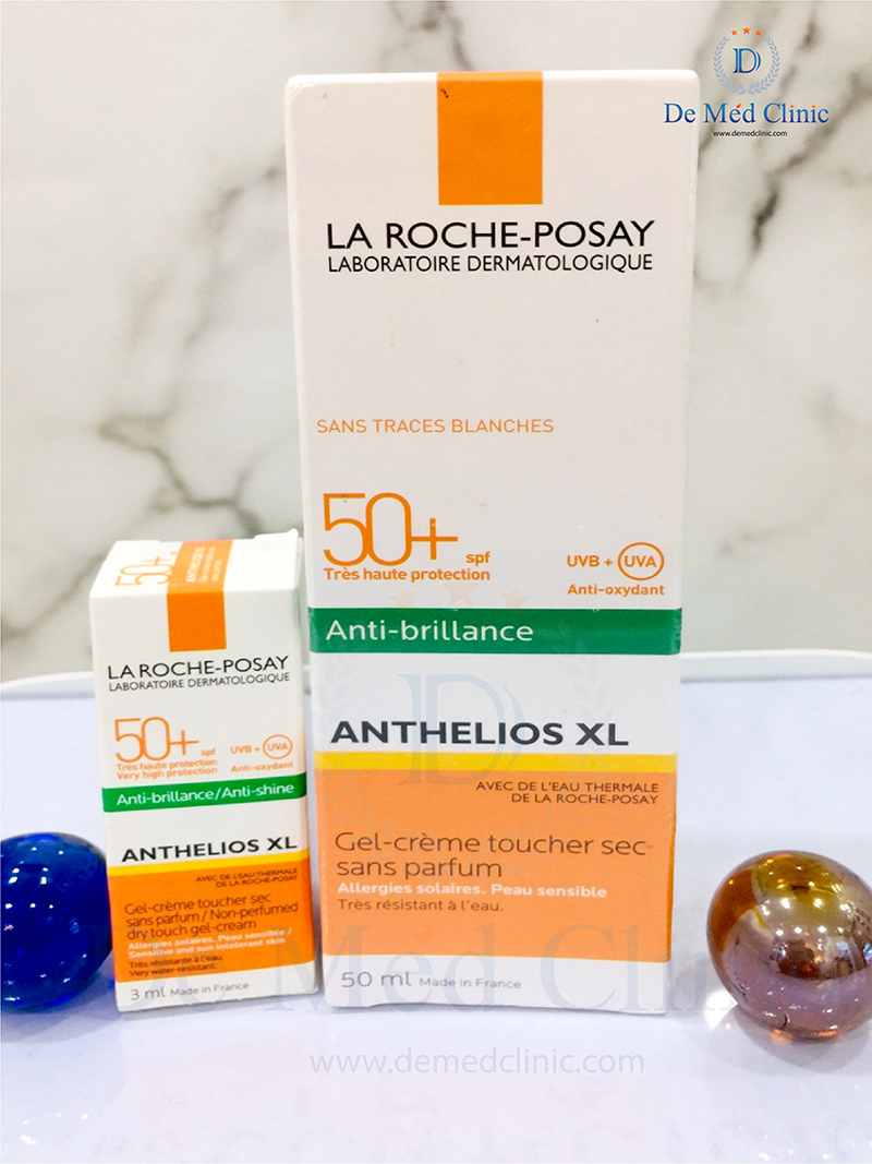 La Roche-Posay ANTHELIOS XL Dry Touch Gel-Cream SPF 50+ PA4+ 50 ml  พิเศษแถมขนาดพกพา 1 ชิ้น ครีมกันแดดคุมมันเนื้อเจลครีม สำหรับผิวมันผิวที่เป็นสิวง่าย DeMed Clinic