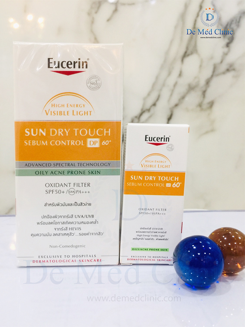 Eucerin Sun Dry Touch Sebum Control DP60+ 50ml.  พิเศษแถมขนาดพกพา1 ชิ้น ยูเซอริน ซัน ดรายทัช ซีบุ้ม คอนโทรล ดีพี60+ ครีมกันแดด เนื้อดรายทัช แห้งไว ซึมซาบเร็ว DeMedClinic