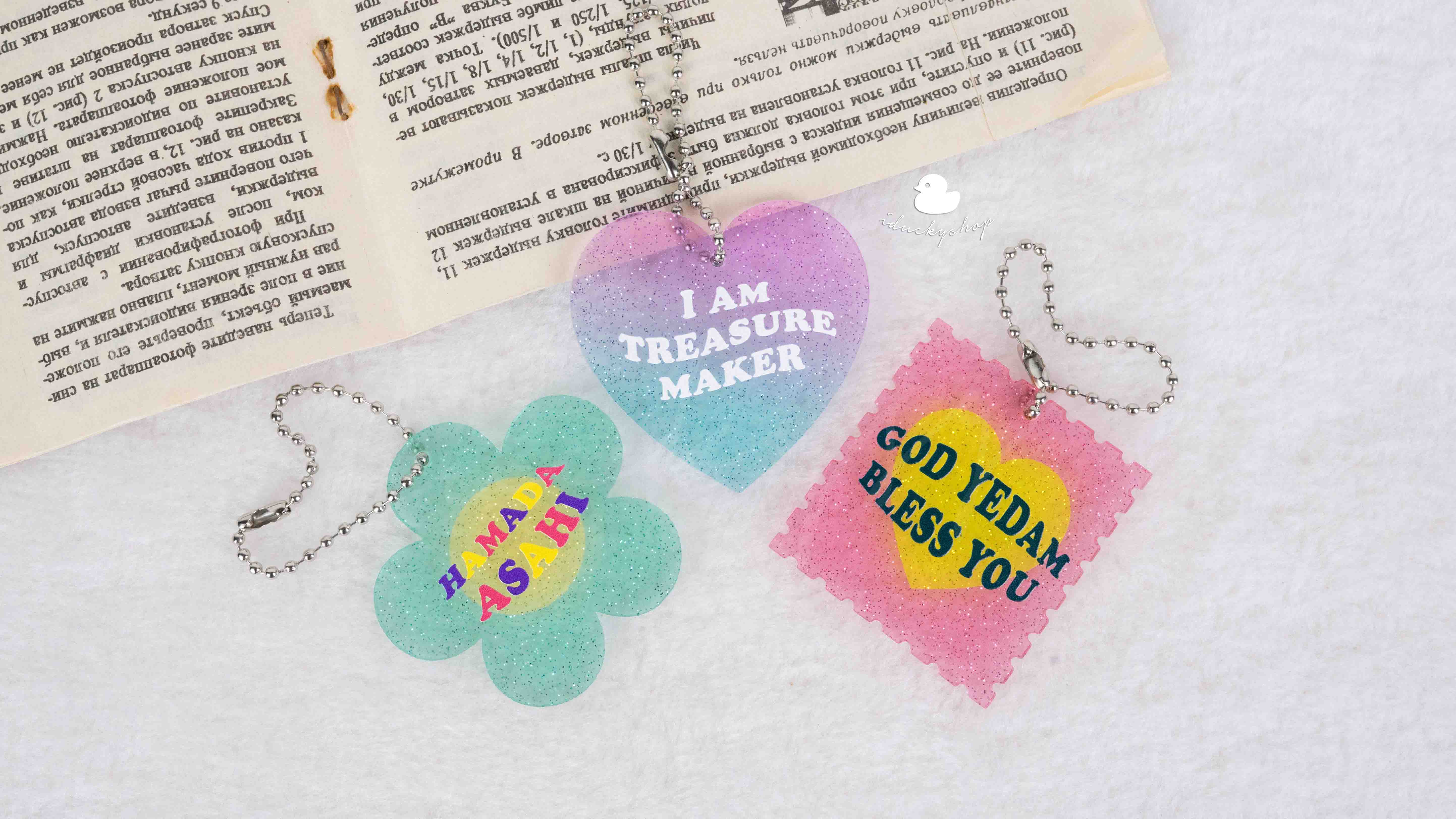 พวงกุญแจสกรีนโปร่ง พวงกุญแจสกรีนโปร่ง