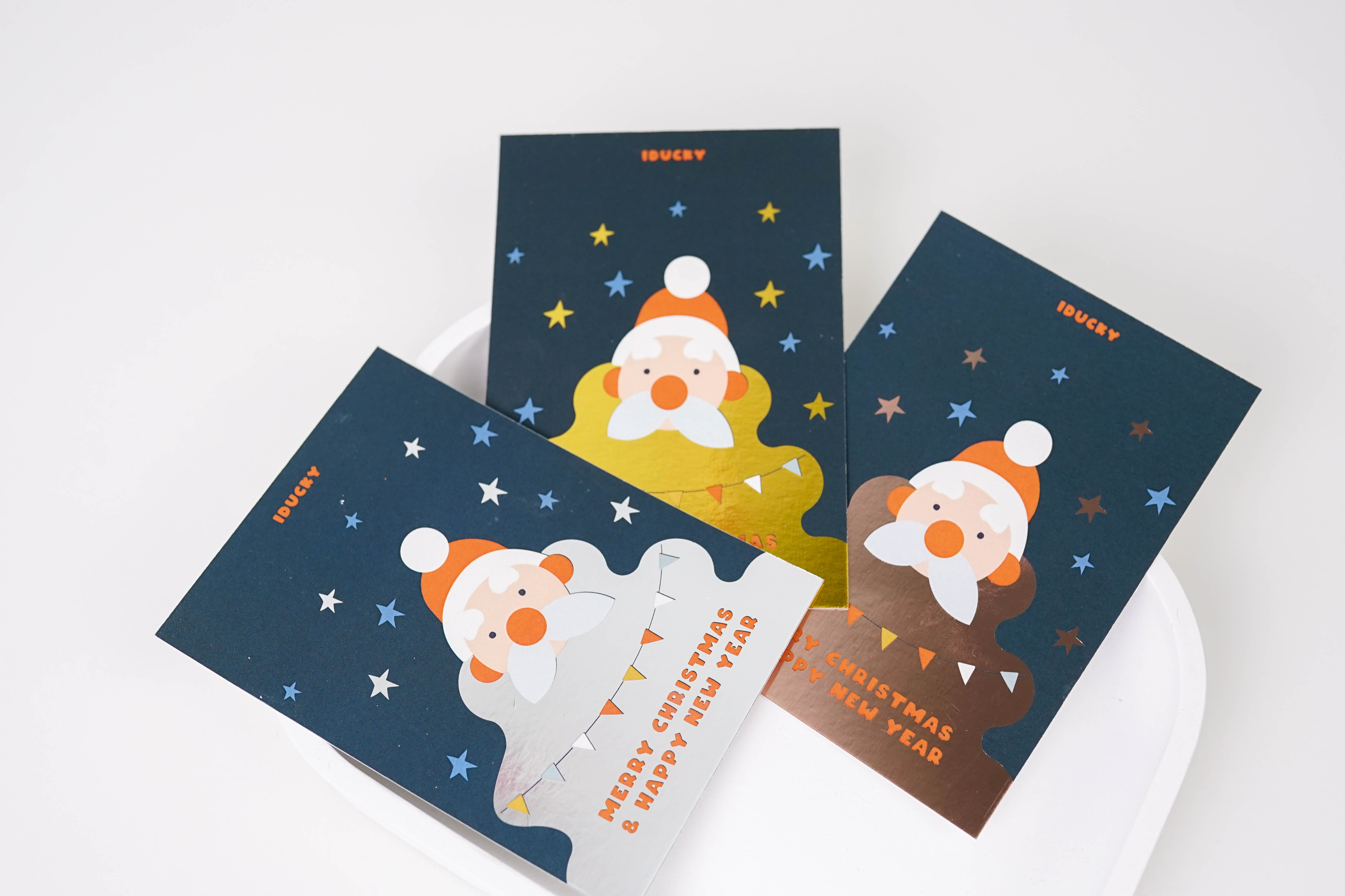 รับงานพิมพ์เคลือบฟอยล์