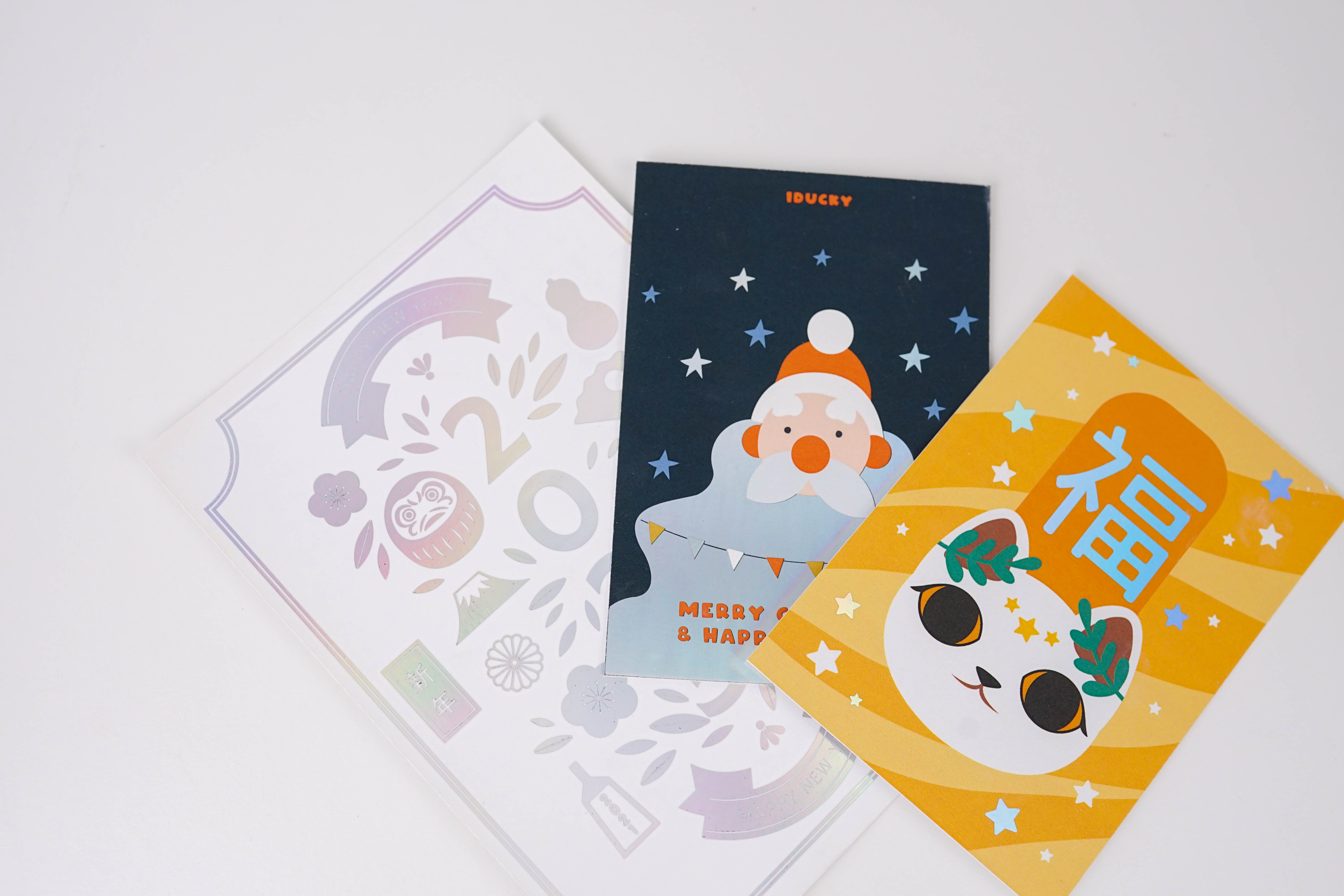 รับพิมพ์งานเคลือบฟอยล์ ออกแบบลายเองได้ รับงานพิมพ์เคลือบฟอยล์