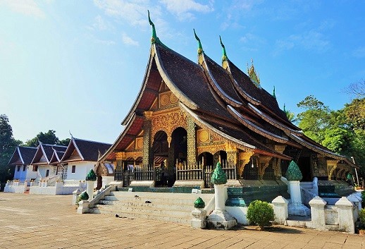 ผลการค้นหารูปภาพสำหรับ พระราชวังหลวงพระบาง"
