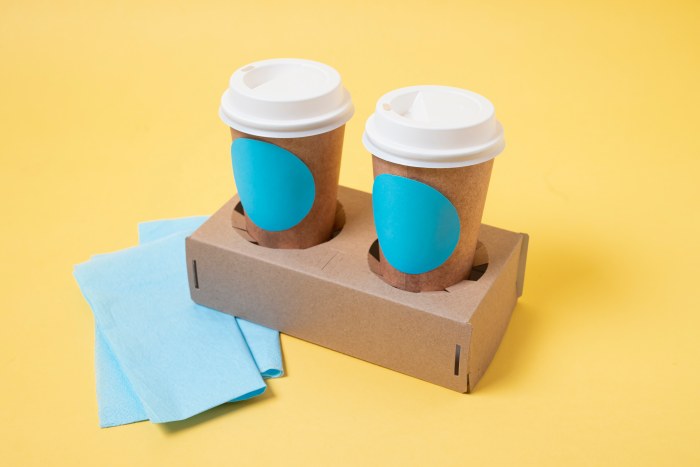 แก้วกระดาษและจานกระดาษ แก้วกระดาษและจานกระดาษ