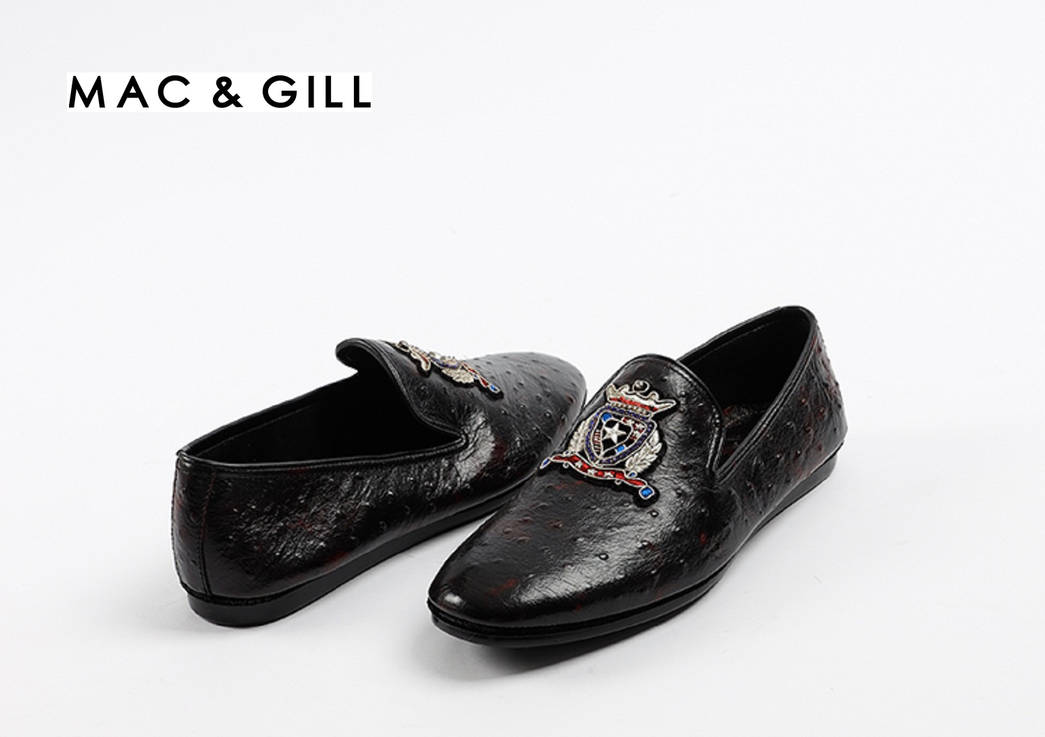 Classy Design  Slip on Leather loafer with embrodierty in Dark Maroon