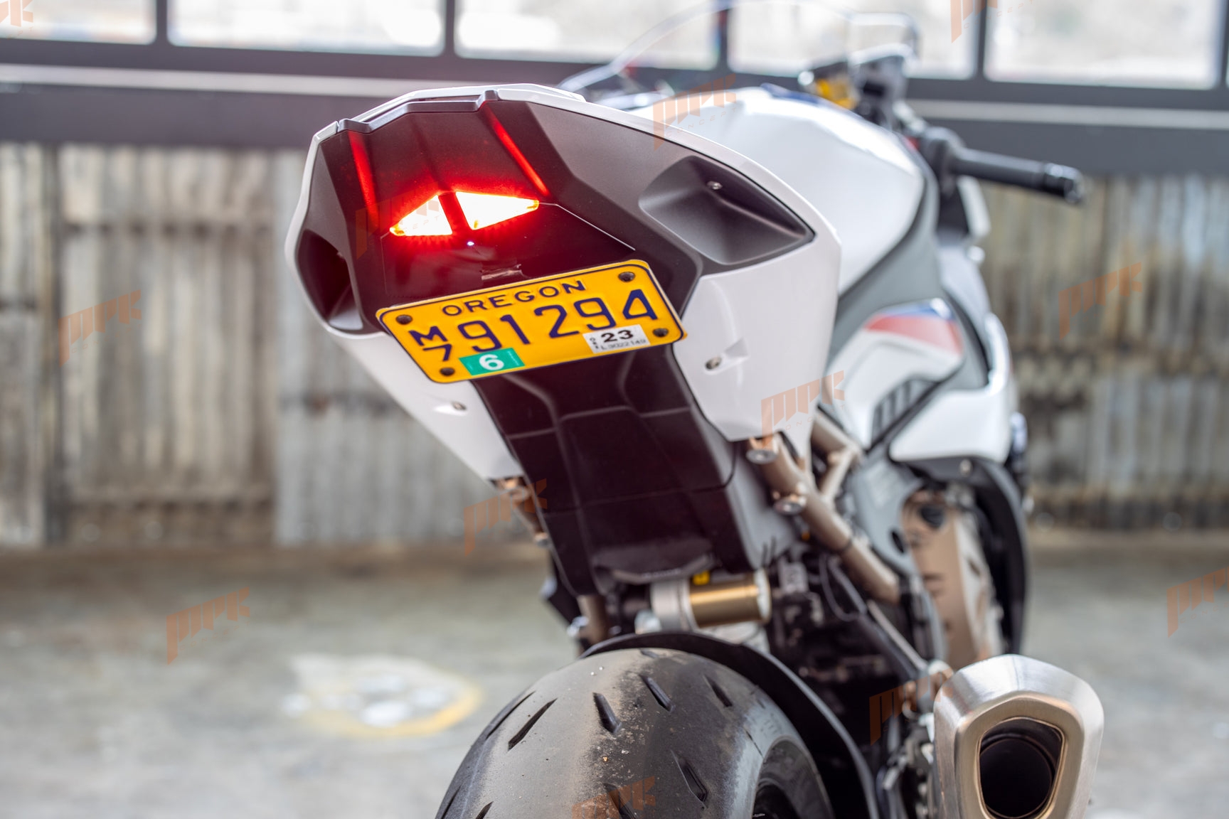 FUTURISMOTO TAIL TIDY WITH TURN SIGNAL BMW S1000RR 20192022(ENDURANCE