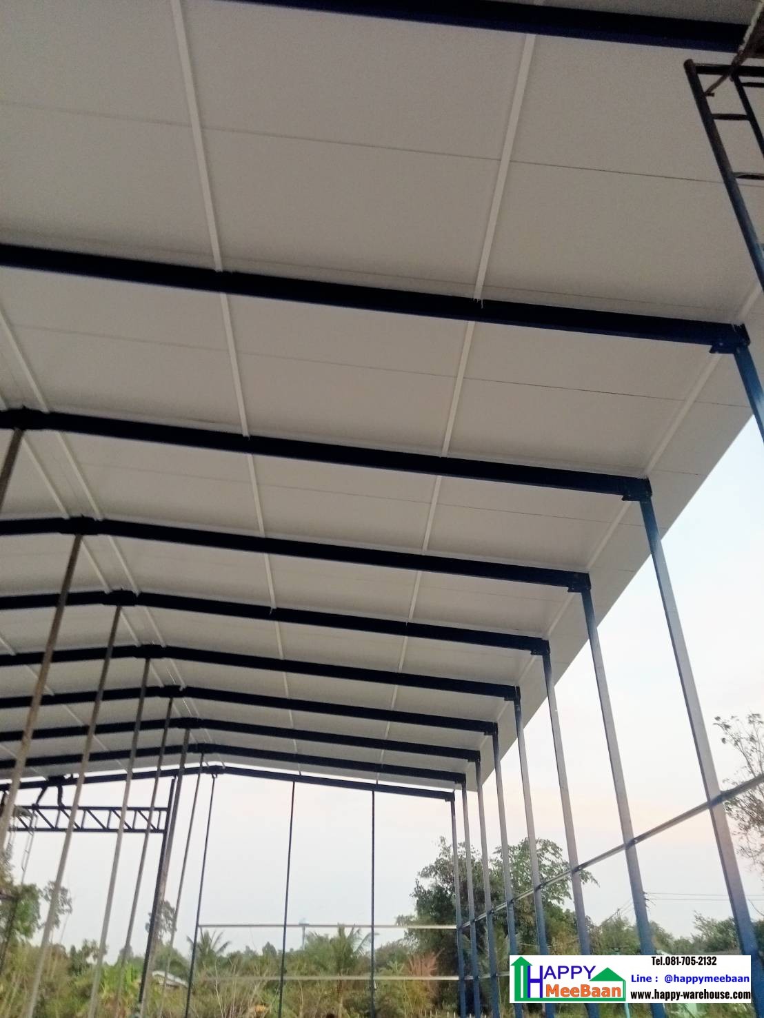 สร้างโกดังหลังคาSandwich Panel /EPS