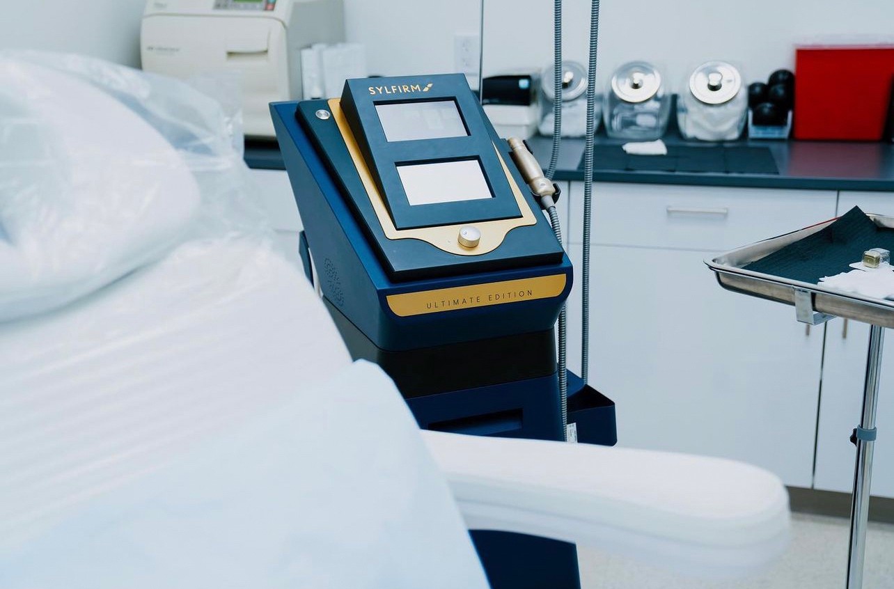 แนะนำเทคนิคดูแลฝ้า ด้วย SYLFIRM X Plus (SYLFIRMX Plus Fractional Radiofrequency Microneedle to Treat Melasma) แนะนำเทคนิคดูแลฝ้า ด้วย SYLFIRM X Plus (SYLFIRMX Plus Fractional Radiofrequency Microneedle to Treat Melasma)