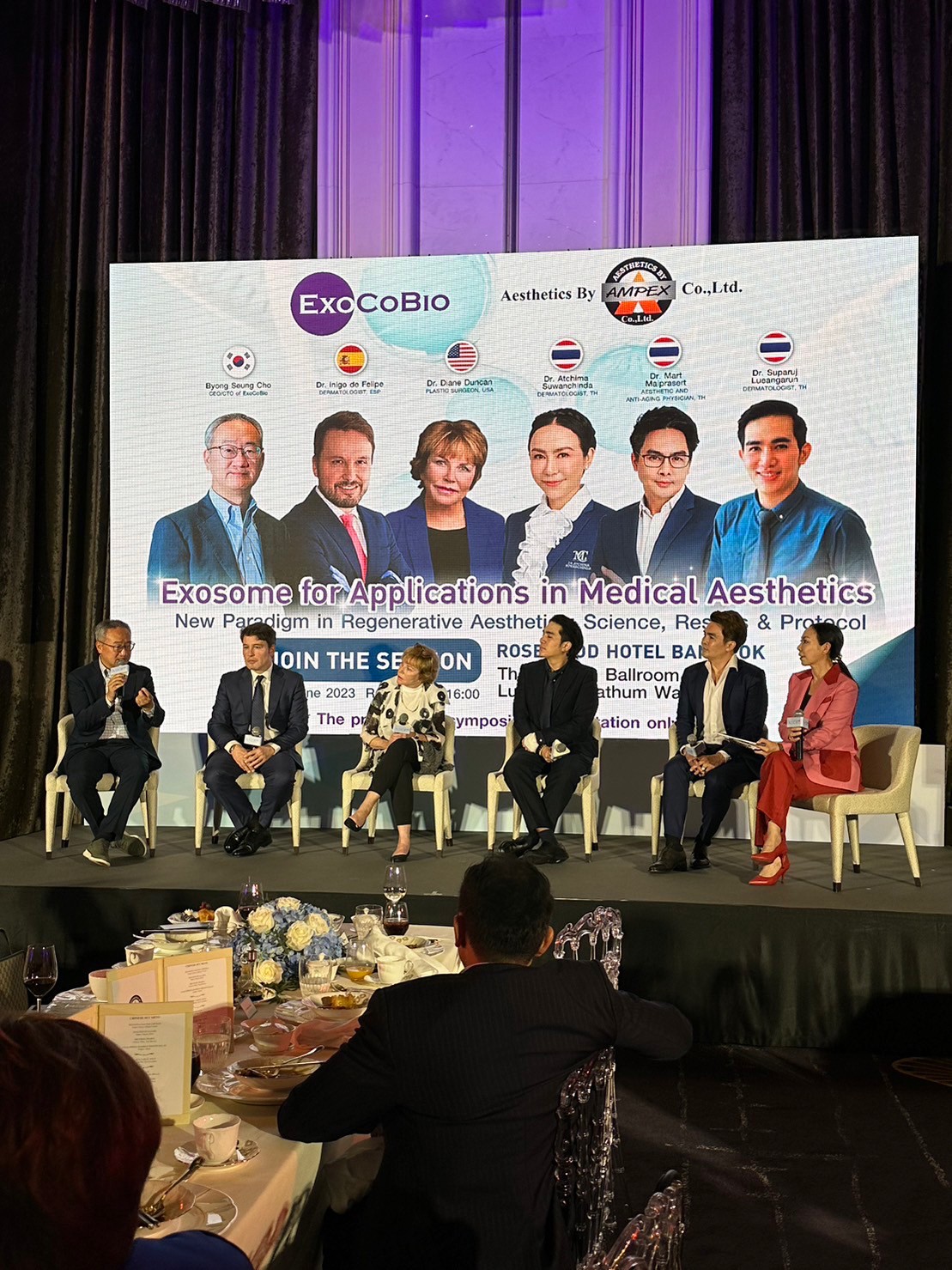 ผศ.นพ. ศุภะรุจ เลื่องอรุณ (หมอรุจ) ได้รับเชิญเป็นวิทยากร แชร์เทคนิคๆการดูแลหลุมสิว แผลเป็น ผมร่วงผมบางด้วยการใช้ Exosomes ในงานสัมมนา Exosome for Applications Medical Aesthetics ,New Paradigm in Regenerative Aesthetics : Science, Results & Protocol &q ผศ.นพ. ศุภะรุจ เลื่องอรุณ (หมอรุจ) ได้รับเชิญเป็นวิทยากร แชร์เทคนิคๆการดูแลหลุมสิว แผลเป็น ผมร่วงผมบางด้วยการใช้ Exosomes ในงานสัมมนา Exosome for Applications Medical Aesthetics ,New Paradigm in Regenerative Aesthetics : Science, Results & Protocol &q