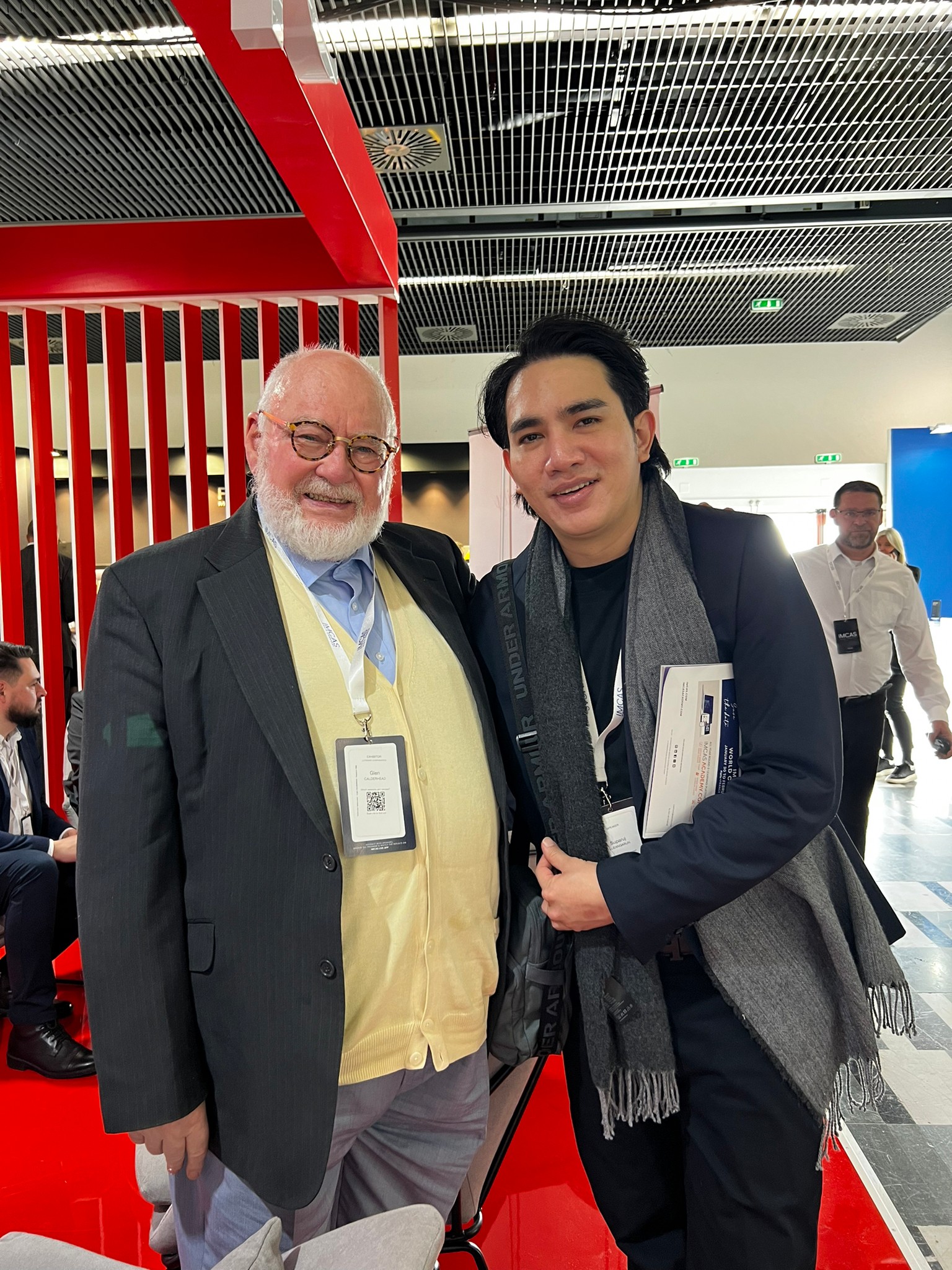 หมอรุจ ผศ. นพ. ศุภะรุจ เลื่องอรุณ ได้รับเกียรติเชิญให้เป็นวิทยากรในการประชุมทางด้านผิวหนังและศัลยกรรมตกแต่งระดับนานาชาติ ที่ใหญ่ที่สุดในโลก IMCAS World Congress 2024 ซึ่งปีนี้การประชุมจัดขึ้นที่ ศูนย์ประชุม Le Palais Des Congres (Paris) กรุงปารีส ที่ประเทศฝรั่งเศส หมอรุจ ผศ. นพ. ศุภะรุจ เลื่องอรุณ ได้รับเกียรติเชิญให้เป็นวิทยากรในการประชุมทางด้านผิวหนังและศัลยกรรมตกแต่งระดับนานาชาติ ที่ใหญ่ที่สุดในโลก IMCAS World Congress 2024 ซึ่งปีนี้การประชุมจัดขึ้นที่ ศูนย์ประชุม Le Palais Des Congres (Paris) กรุงปารีส ที่ประเทศฝรั่งเศส