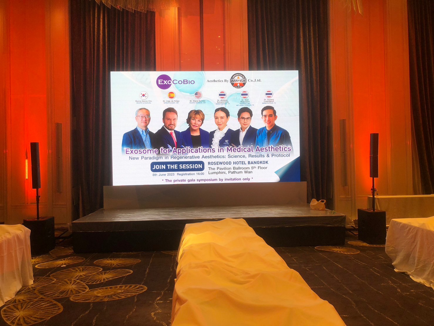 ผศ.นพ. ศุภะรุจ เลื่องอรุณ (หมอรุจ) ได้รับเชิญเป็นวิทยากร แชร์เทคนิคๆการดูแลหลุมสิว แผลเป็น ผมร่วงผมบางด้วยการใช้ Exosomes ในงานสัมมนา Exosome for Applications Medical Aesthetics ,New Paradigm in Regenerative Aesthetics : Science, Results & Protocol &q ผศ.นพ. ศุภะรุจ เลื่องอรุณ (หมอรุจ) ได้รับเชิญเป็นวิทยากร แชร์เทคนิคๆการดูแลหลุมสิว แผลเป็น ผมร่วงผมบางด้วยการใช้ Exosomes ในงานสัมมนา Exosome for Applications Medical Aesthetics ,New Paradigm in Regenerative Aesthetics : Science, Results & Protocol &q