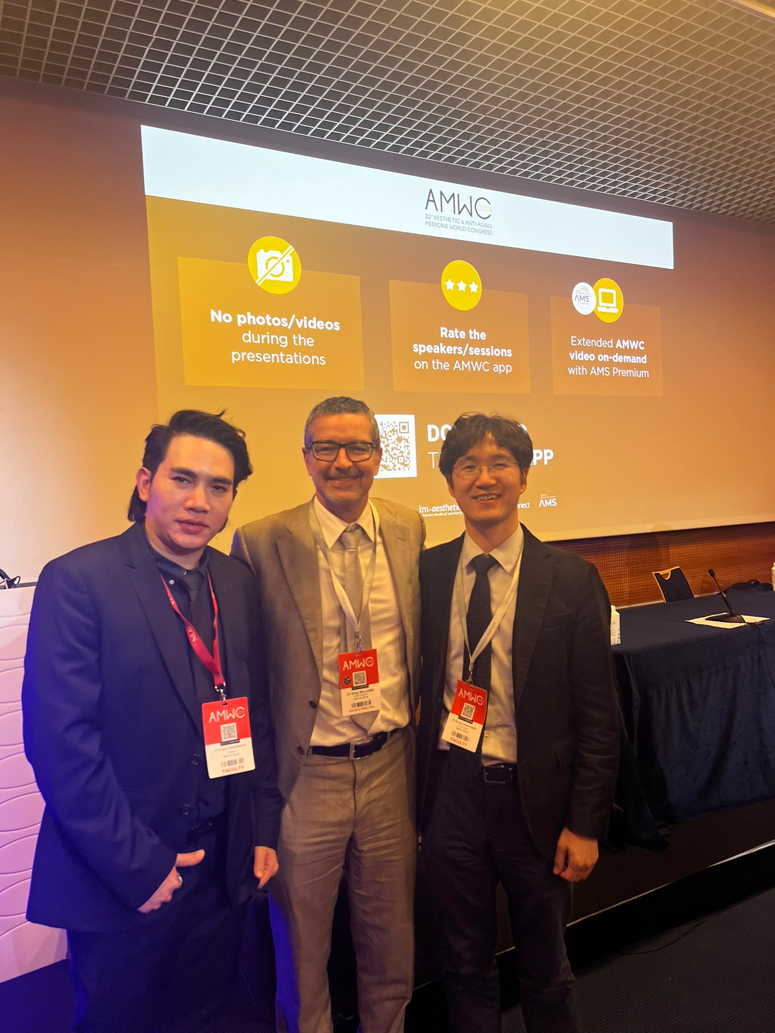 หมอรุจ ผศ. นพ. ศุภะรุจ เลื่องอรุณ แพทย์จากเอเชียหนึ่งเดียว เป็น 1 ใน Finalist จากงาน AMWC 2024 Monaco หมอรุจ ผศ. นพ. ศุภะรุจ เลื่องอรุณ แพทย์จากเอเชียหนึ่งเดียว เป็น 1 ใน Finalist จากงาน AMWC 2024 Monaco