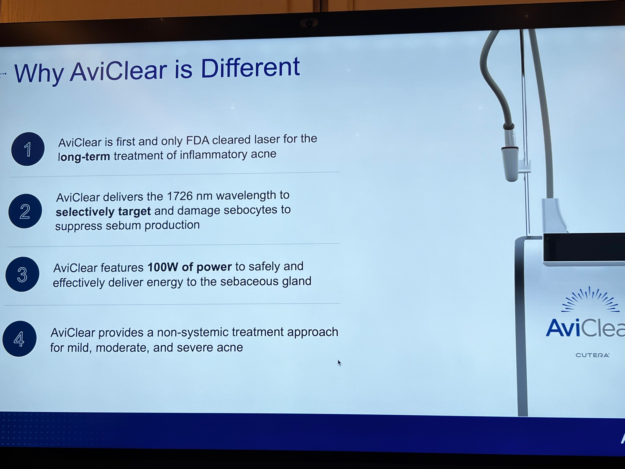 Update เครื่องเลเซอร์สำหรับรักษาสิวโดยเฉพาะ จับกับต่อมไขมันโดยตรง = AviClear 1726 nm Laser Update เครื่องเลเซอร์สำหรับรักษาสิวโดยเฉพาะ จับกับต่อมไขมันโดยตรง = AviClear 1726 nm Laser