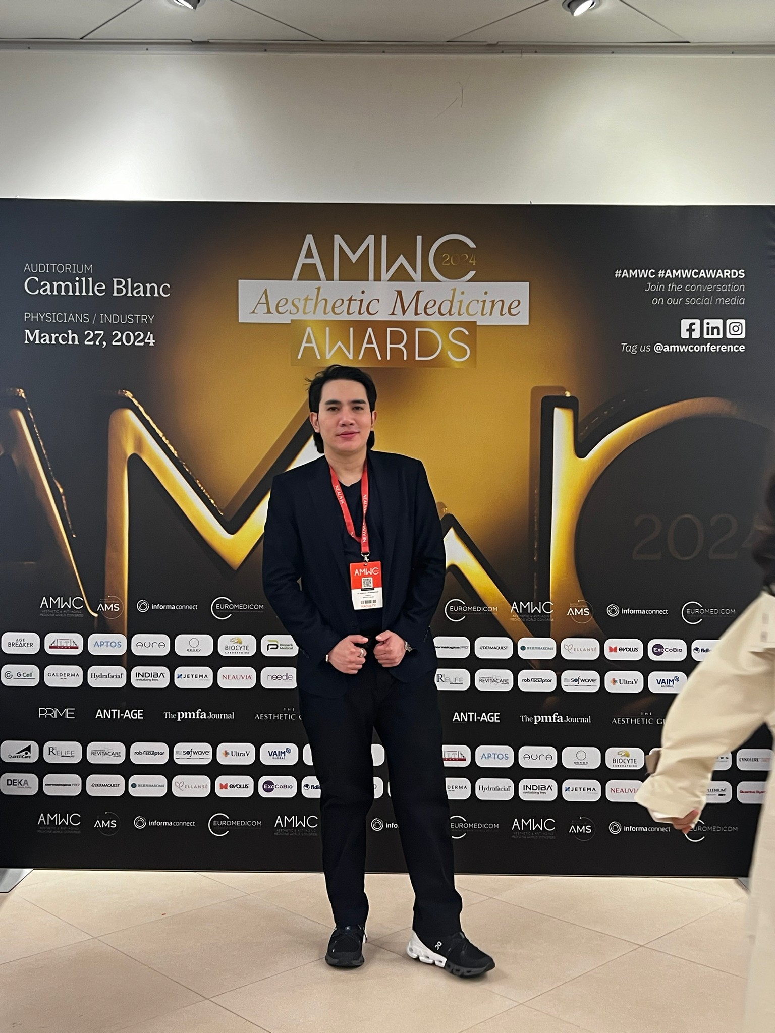 หมอรุจ ผศ. นพ. ศุภะรุจ เลื่องอรุณ แพทย์จากเอเชียหนึ่งเดียว เป็น 1 ใน Finalist จากงาน AMWC 2024 Monaco