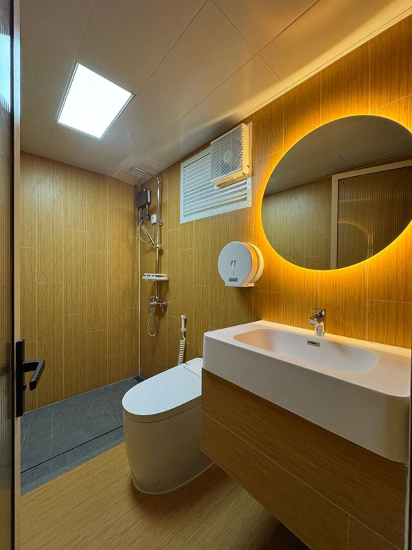 กิจกรรมใส่บาตรหน้าบ้านแพ