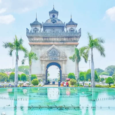 ทัวร์ลาว ทัวร์ลาว ทัวร์เวียดนาม ทัวร์สิบสองปันนาByอุ้มรักทัวร์