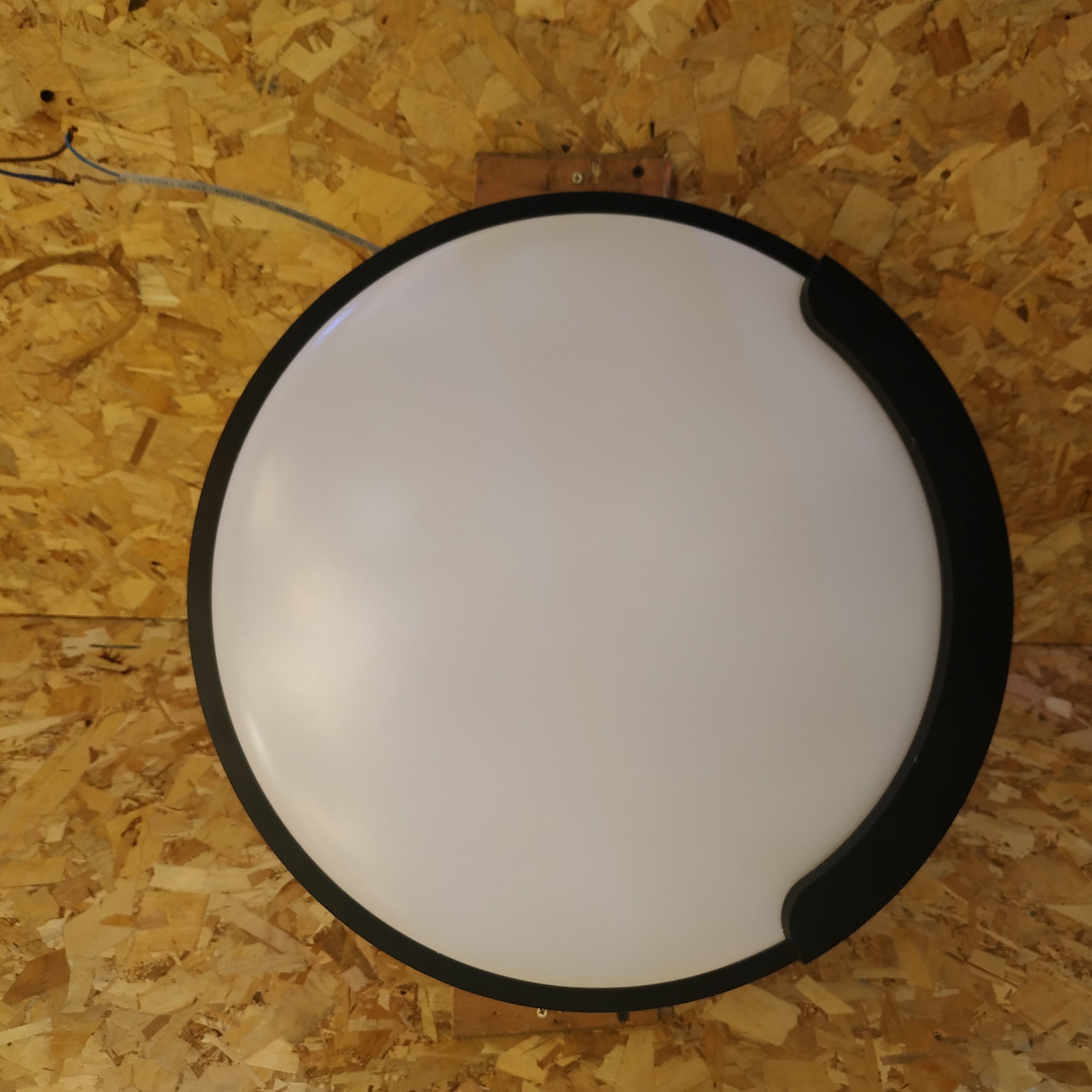 โคมไฟเพดาน  LED 3แสง  มีรีโมตครบชุด ขนาด 50 ซม รุ่น3317