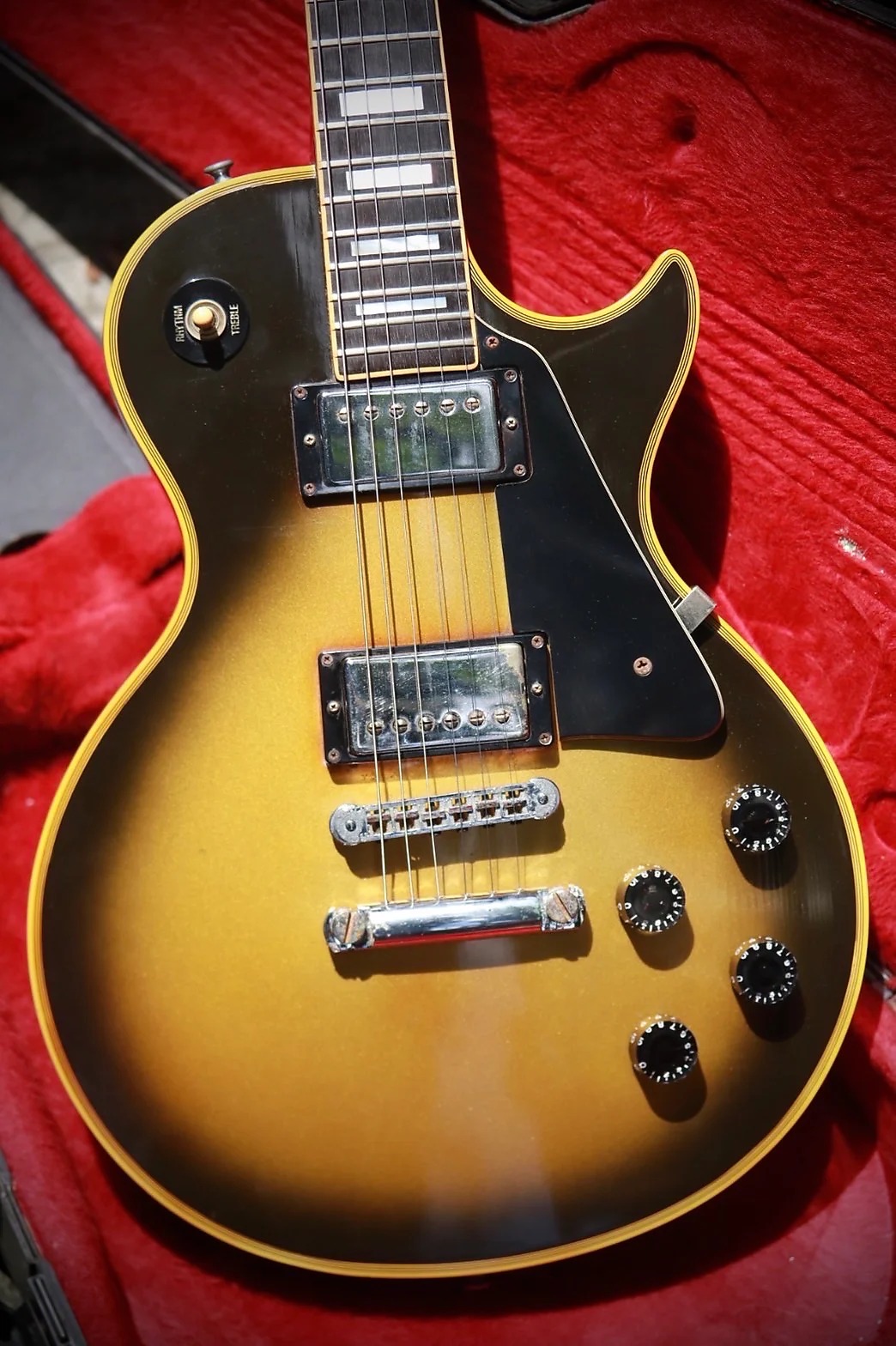 Gibson Lespaul Custom Silver Burst 1979 (4.4 kg) Tim Shaw Pu