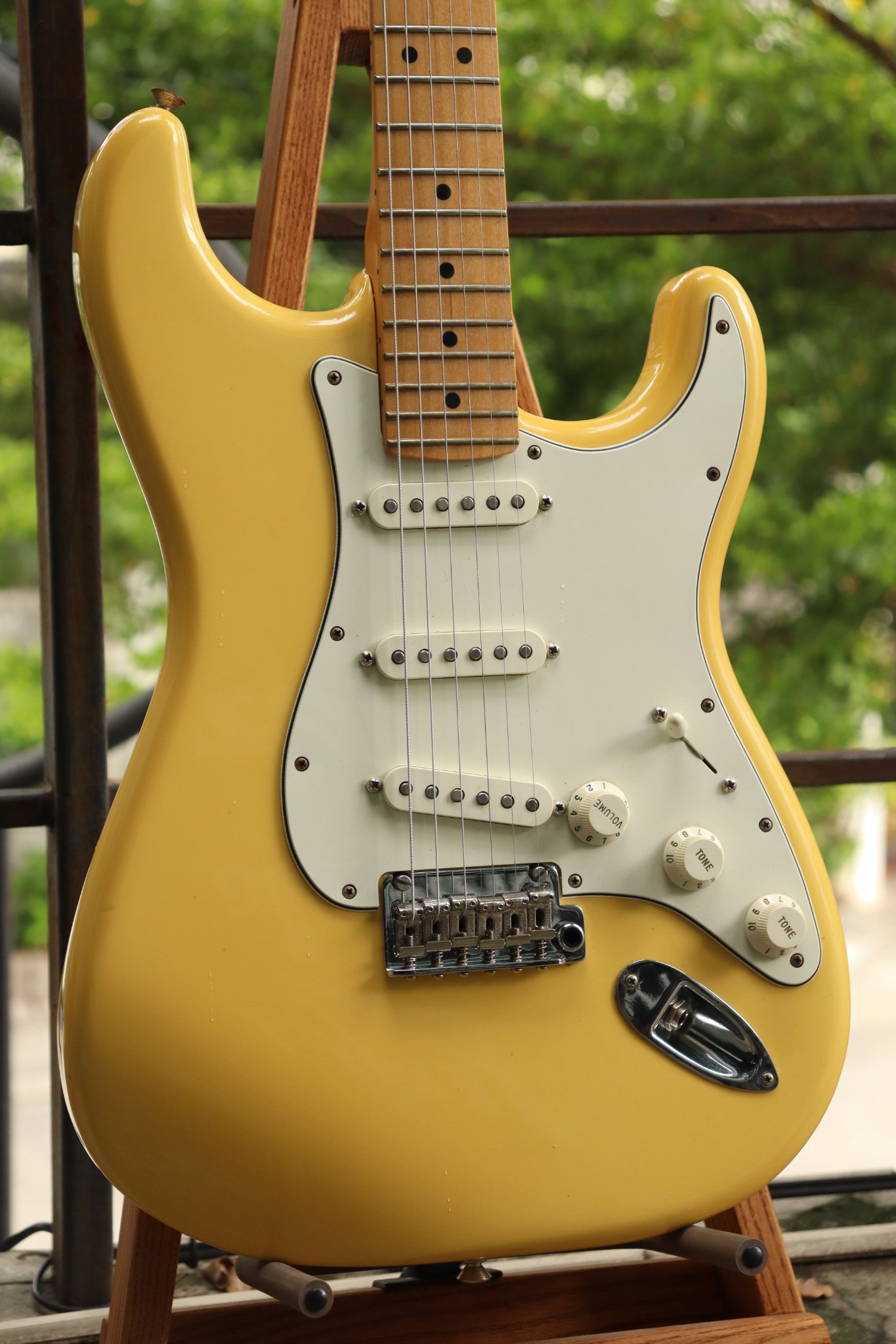 Fender Player Stratocaster Mexico 2019 Better Cream (3.6kg)