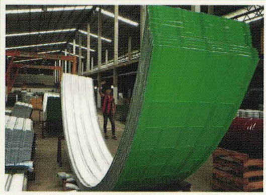 Climp Curved แผ่นหลังคาดัดโค้ง Climp Curved แผ่นหลังคาดัดโค้ง