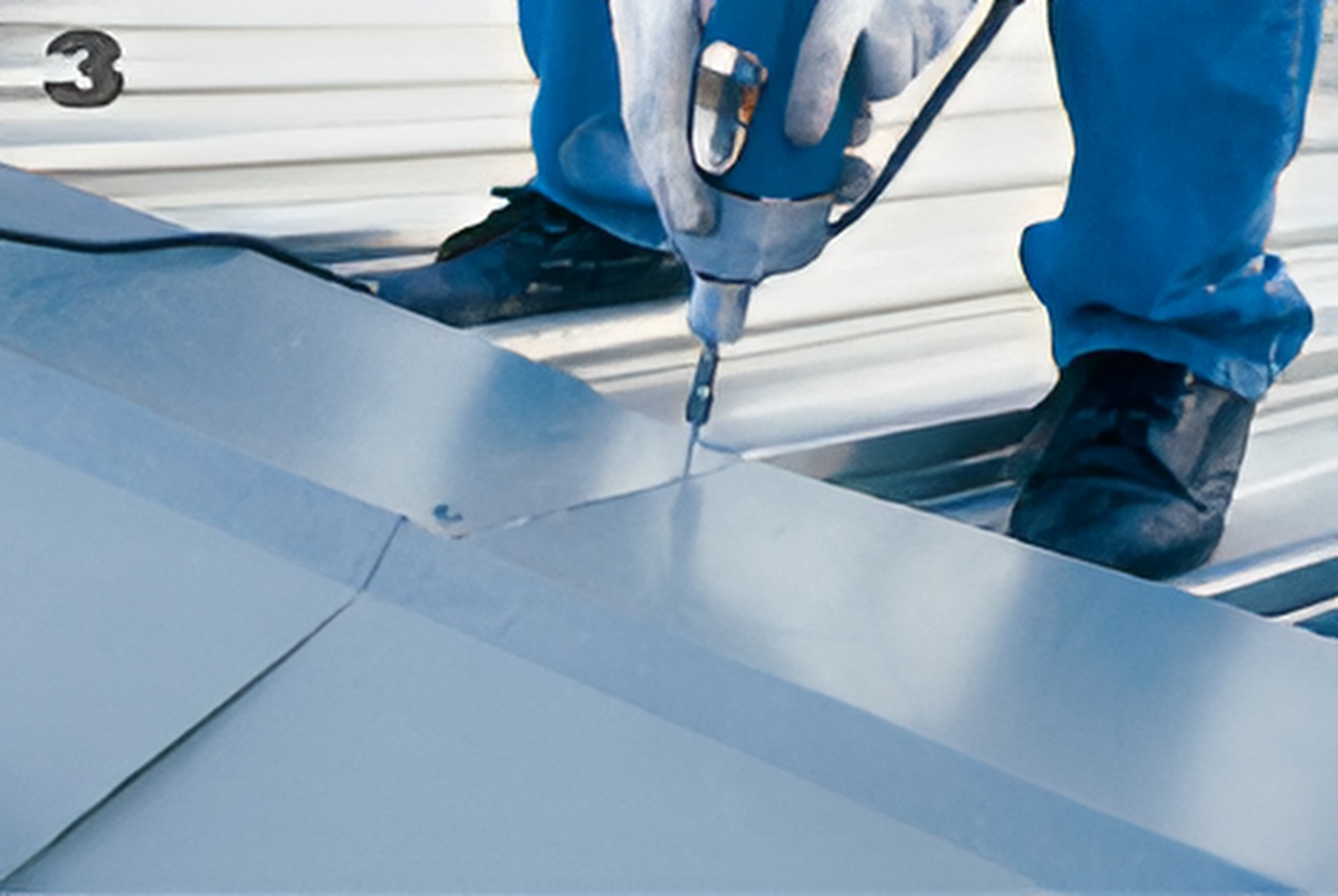 ขั้นตอนที่ 3 ยึดสกรูบริเวณรอบซ้อนทับ ขั้นตอนที่ 3 ยึดสกรูบริเวณรอบซ้อนทับ