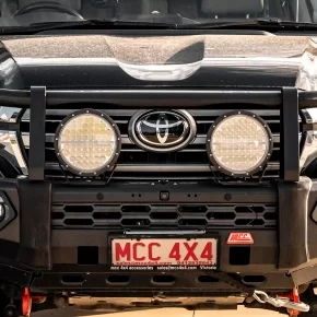 MCC 4X4 Land Cruiser 200 Series M17 Fit out