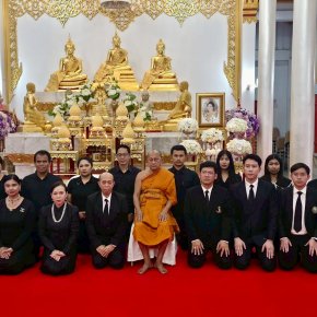 วิทยาลัยเทคโนโลยีสุราษฎร์พาณิชยการ เข้าร่วมพิธีบำเพ็ญกุศลสวดพระอภิธรรม ถวายพระราชกุศลพระบรมศพ สมเด็จพระนางเจ้าสิริกิติ์ พระบรมราชินีนาถ พระบรมราชชนนีพันปีหลวง