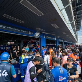 พิตวอล์ค! NEXZTER BRIC Superbike สนาม 2 
