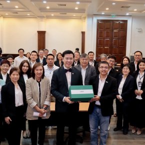 หลักสูตร (LSP) รุ่นที่ 16 ได้รับเกียรติจาก ดร. เสรี นนทสูติ และ ดร.บุรณิน รัตนสมบัติ