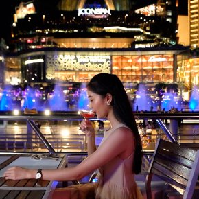 Bangkok Dinner Cruise over the Chao Phraya River