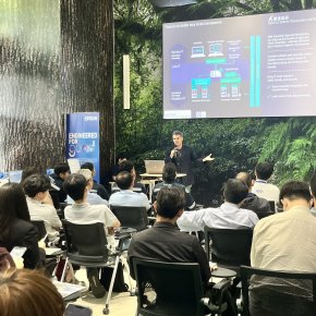 Dentsu Soken Joins Epson Experience Day