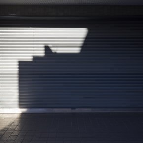 เปลี่ยนประตูโรงรถเก่า