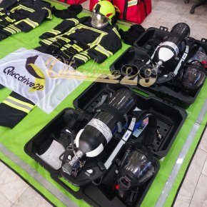 ผลงานส่งมอบ ชุดดับเพลิงภายในอาคารครบชุด (Fire Suit Set)  พร้อมชุดเครื่องช่วยหายใจแบบสะพายหลัง (SCBA) มาตรฐาน EN