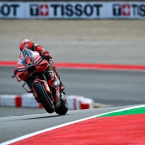 ประวัติศาสตร์! 'ฟรานเชสโก บันญาญา' คว้าชัยสปรินท์เรซแรกศึก MotoGP 2023