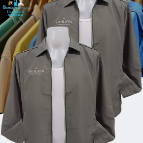 ขอบพระคุณ The Pavilion เสื้อแจ็คเก็ตคอปกทรงคลาสสิค เนื้อผ้าไมโครพีช เนื้อนุ่มเบาสัมผัสสบายไม่ยับง่าย ไม่ระคายเคือง มีกระเป๋าข้างซ้าย-ขวา ใส่กันแดดกันลม บริการปักเสื้อ พร้อมออกแบบ ไม่มีขั้นต่ำ สนใจสอบถามเพิ่มเติม  https://line.me/ti/p/VJeTnWFnQS  www.sawas