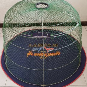 ซุ้ม เพชรรวมแข้ง Farm  พรมรองสุ่มไก่ เย็บขอบ หนา 3-4 มิล  มุ้งไก่ชน ตัดเย็บด้วยผ้าสีเดียวทั้งหลัง เย็บผ้าทับหูแขวนไม่หลุดง่ายl เย็บเก็บชายมุ้ง  มีบริการปักชื่อ และโลโก้  สนใจสอบถามเพิ่มเติม  https://line.me/ti/p/VJeTnWFnQS  www.sawasdeepolo.com ️ 08422540