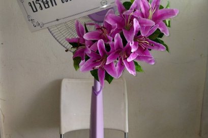 พวงหรีดพัดลมดอกไม้ประดิษฐ์