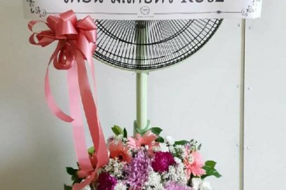 พวงหรีดพัดลม,พวงหรีดพัดลมดอกไม้สด