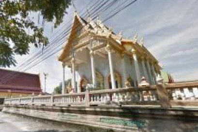 วัดกระโจมทอง