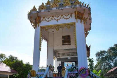 พวงหรีดวัดบางเดื่อ