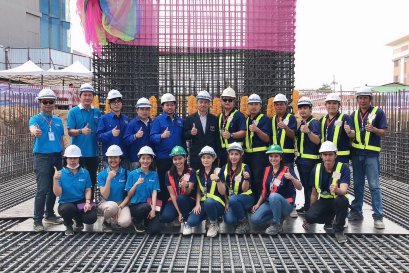 ONCE Pattaya คอนโดมิเนียม 32 ชั้น