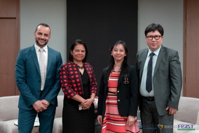 “Esthetic Implant Therapy การฝังรากอย่างไรให้สวยงาม”