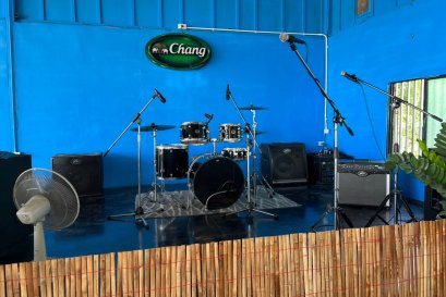 ติดตั้งกลองชุดไมค์กลอง แอมกีตาร์ แอมเบส แอมคียบอร์ด ลำโพงมอนิเตอร์