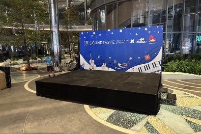 บริการให้เช่าเวที สูง 60 cmโลตัส นอร์ธ ราชพฤกษ์วันที่ 10 ธค 66 by vsoundqlighting